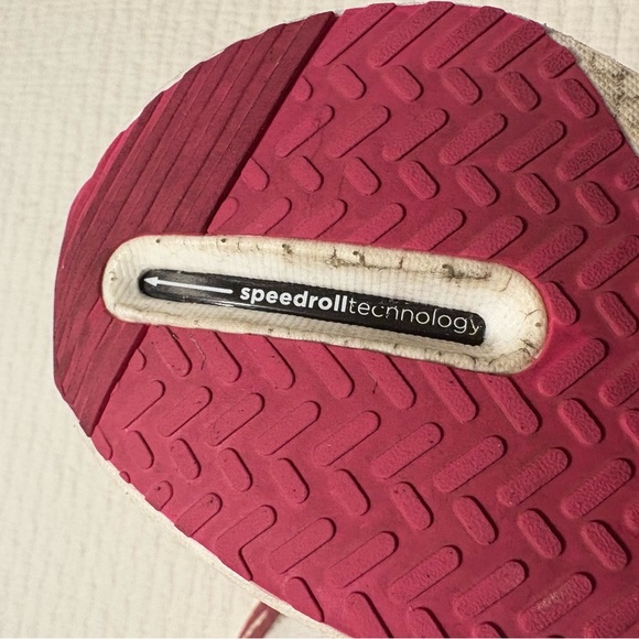 Saucony Pink Women's Running Shoes - Picture 7 of 10